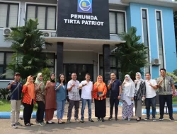 Bagian Humas Setda Monitoring dan Evaluasi Penerapan UU KIP pada Bapelitbangda dan Perumda Tirta Patriot