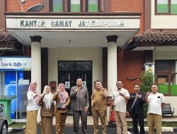 Tim Monev PPID Utama Kunjungi PPID Kecamatan Jatisampurna