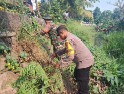 Sinergitas TNI-Polri Dan Masyarakat Beri Dampak Positif Untuk Kenyamanan Lingkungan Dengan Kerja Bakti Bersihkan Kali Rawalumbu