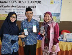 Tawarkan Kemudahan, Srikandi PLN Cikarang Ajak Masyarakat Gunakan Aplikasi PLN Mobile
