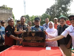 Pj. Wali Kota Bekasi, Resmikan Taman di Perwira Bekasi Utara