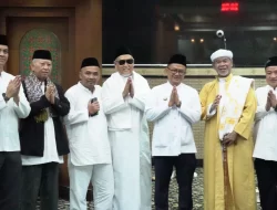 Peringatan Maulid Nabi Muhammad 1446 H Di Masjid Agung Al Barkah; Pj. Wali Kota Bekasi,”Pilih Lah Pemimpin Sesuai Indikator Yang Disarankan Rasulullah