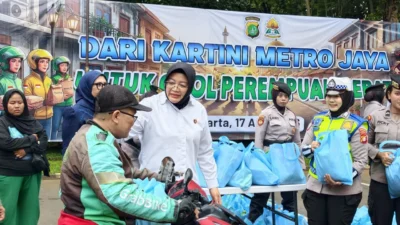 Jum’at Peduli Kartini Polda Metro Jaya, Wujud Kepedulian untuk Ojol Perempuan