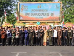 Usung Tema ‘Polri untuk Masyarakat’, Polres Metro Bekasi Kota Gelar Upacara Khidmat Peringatan HUT Bhayangkara ke-80