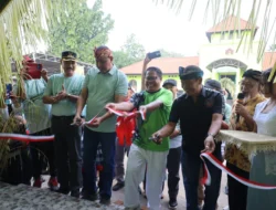 Resmikan Lapangan Tenis Graha Harapan Mustika Jaya, Tri Adhianto Pastikan Aset Fasos Fasum Dikelola untuk Kepentingan Masyarakat