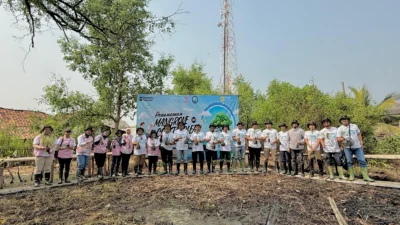 PLN Nusantara Power UP Muara Tawar Tanam 1.000 Mangrove dan Gelar Coastal Clean Up untuk Dukung Kelestarian Pesisir Bekasi