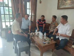 Jaga Jakarta On The Spot Bhabinkamtibmas Bintarajaya Polsek Bekasi Barat Sambangi Tokoh Masyarakat Ajak Cegah Tawuran