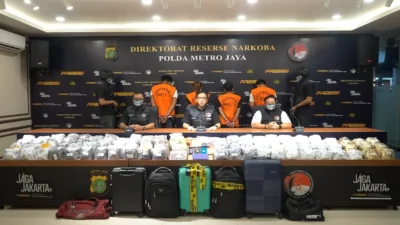 Polda Metro Jaya Berhasil Mengungkap Peredaran Narkotiks Golongan II Henis Etomidate Sebanyak 8.698 Pcs Cartridge