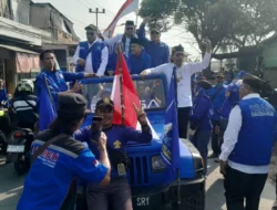 Ribuan Warga Antusias Kawal H. Nasarudin Daftar Bakal Calon Kades Kedung Pengawas