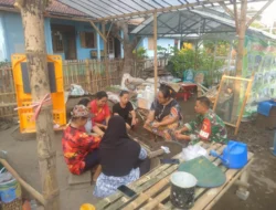 Ketahanan Pangan Keluarga, Serda Wisnu Sulistyo Dampingi KWT Srikandi Budidaya Bawang Merah