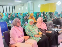 Cegah Kekerasan Ekonomi dan Utang Konsumtif, PD Aisyiyah Kota Bekasi Bekali Literasi Keuangan Keluarga Bagi 100 Kader Wanita