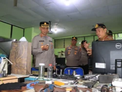 Kapolres Metro Bekasi Kota Kunjungi SMKN 1 Kota Bekasi, Berikan Motivasi Belajar dan Ajak Siswa Jauhi Narkoba serta Tawuran