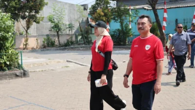 Wawali Harris Bobihoe Tinjau Perbaikan Ruang Kelas SDN 05 Bojong Menteng