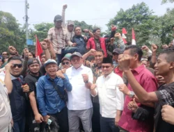 Dialog Penataan Pasar Baru Mencair, Aspirasi PKL Disambut & Ketegangan Berubah Haru   