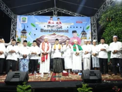 Wali Kota Bekasi Gelar Maulid di Pasar, Bicara Keteladanan Rasul dalam Berdagang