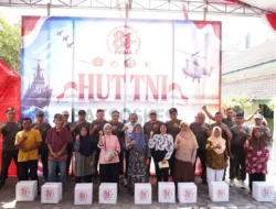 Wujud Nyata Kemanunggalan, Kodim 0808/Blitar Gelar Bakti Sosial Dan Baksoskes Serentak Sambut HUT Ke-81 TNI