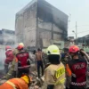 Polda Metro Jaya Buka Dapur Lapangan untuk Warga Terdampak Kebakaran Kampung Muka