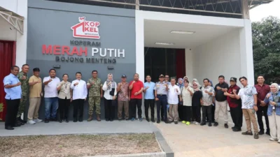 Tinjau Kopdes Merah Putih, Wawali Harris Bobihoe : Harga Lebih Murah
