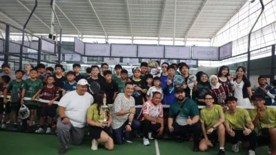Tri Adhianto Buka Turnamen Padel Piala Wali Kota Bekasi, Dorong Lahirnya Atlet Muda Berprestasi
